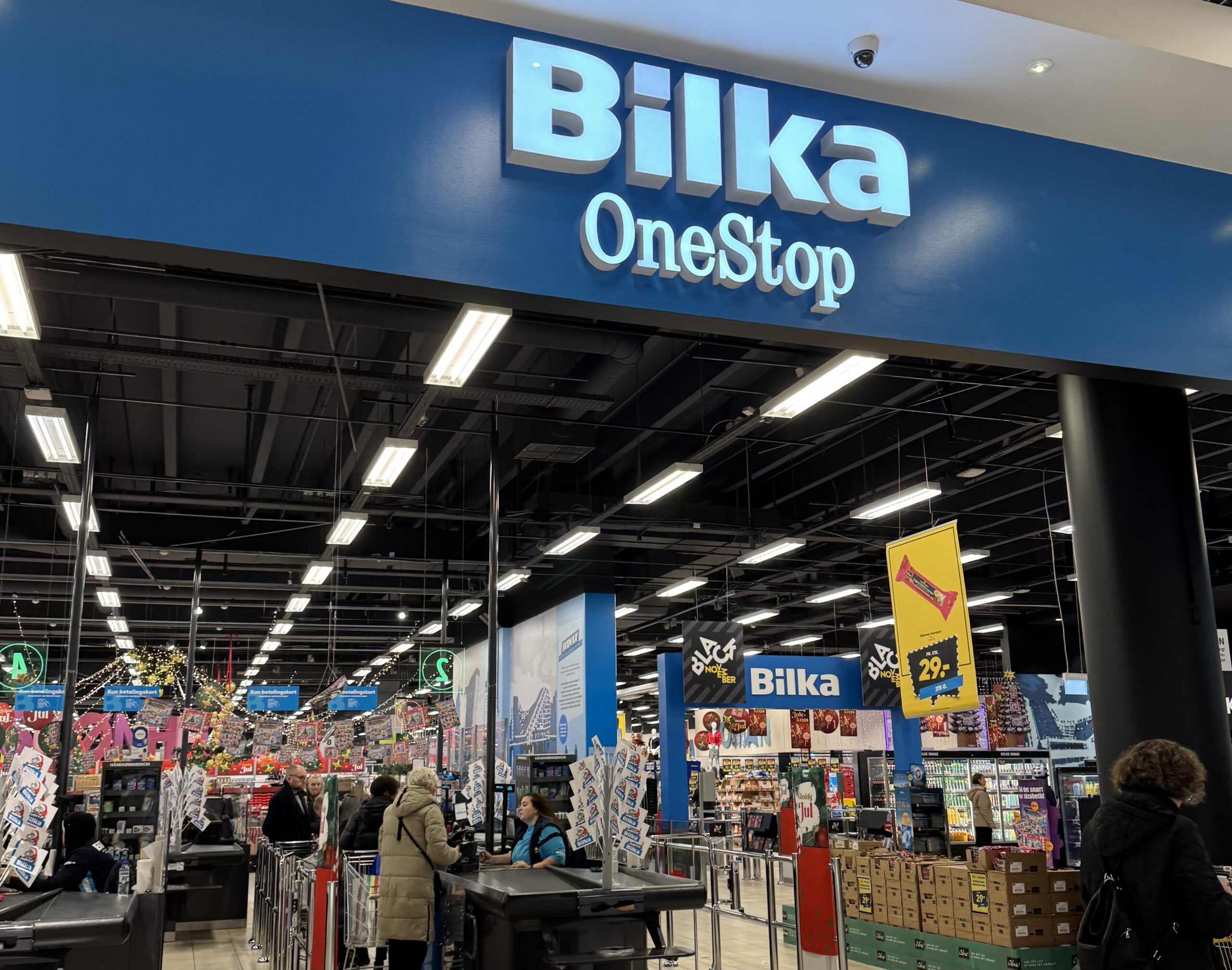 Field’s – Bilka OneStop, Kopenhag’ın en büyük alışveriş merkezinde; geniş ürün yelpazesi, uygun fiyatlar ve pratik alışveriş deneyimi sunar.